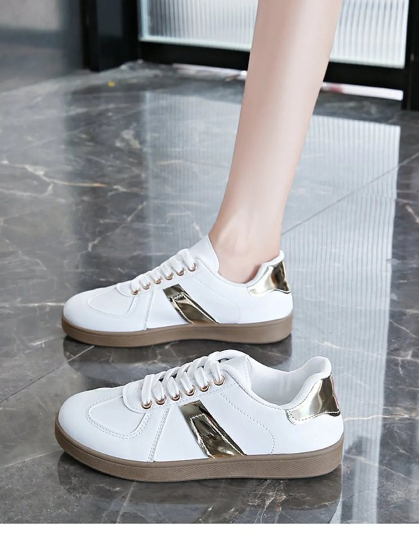 Stripe Lace Up Sneakers Gold - Fashorio