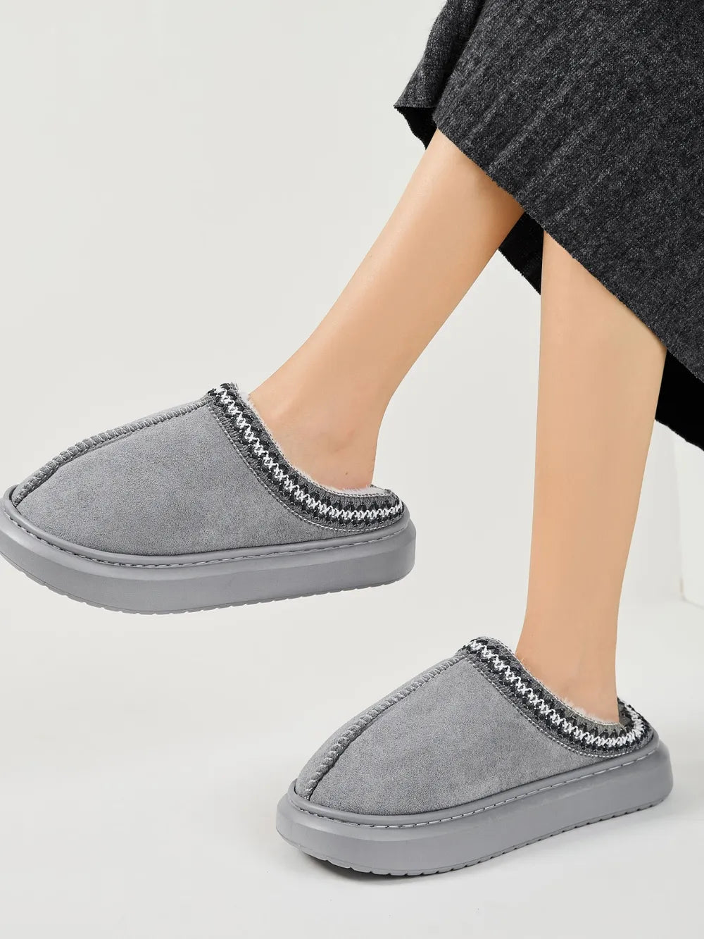 Faux Fur Suede Platform Slippers Gray - Fashorio