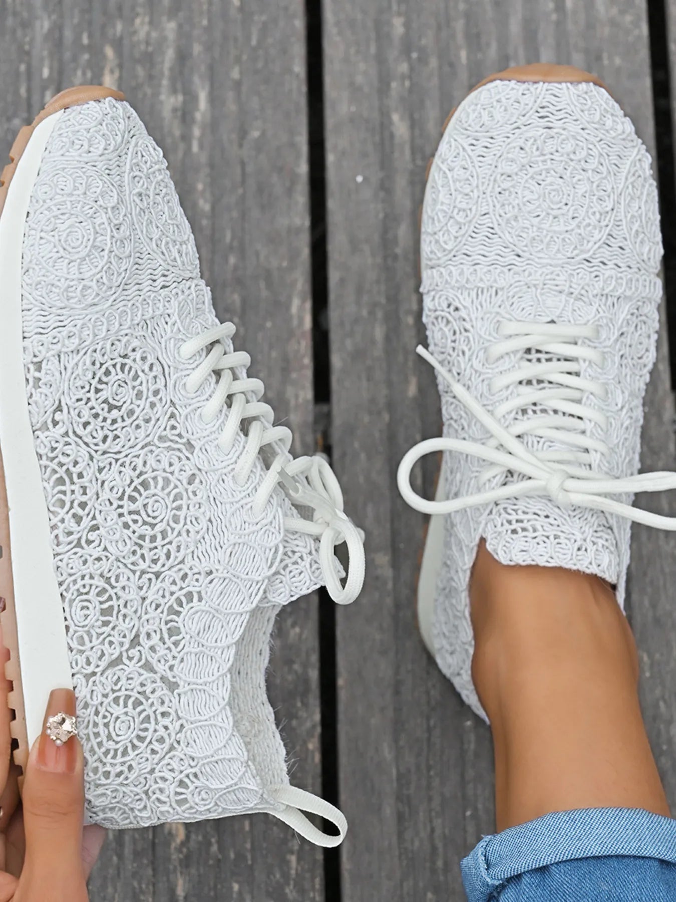 Mesh Lace Up Sneakers White - Fashorio