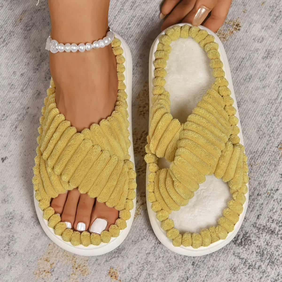 Crisscross Open Toe Platform Slippers - Fashorio