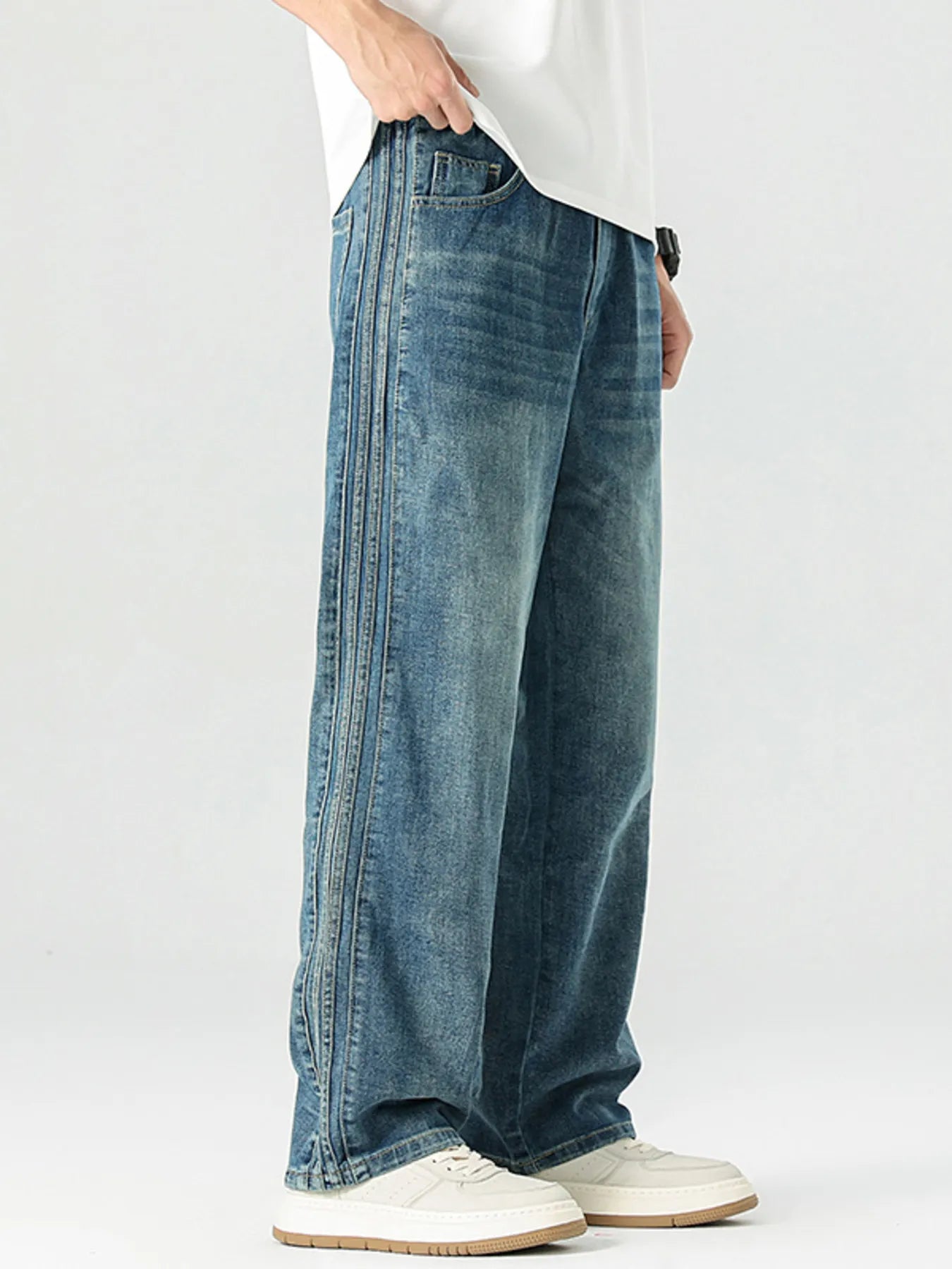 Men's Plus Size Vintage Straight Leg Jeans with Side Stripes - Fashorio