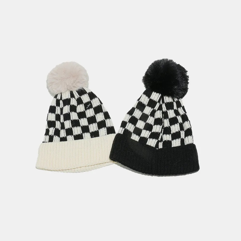 Checkered Knit Hat with Pompom - Fashorio