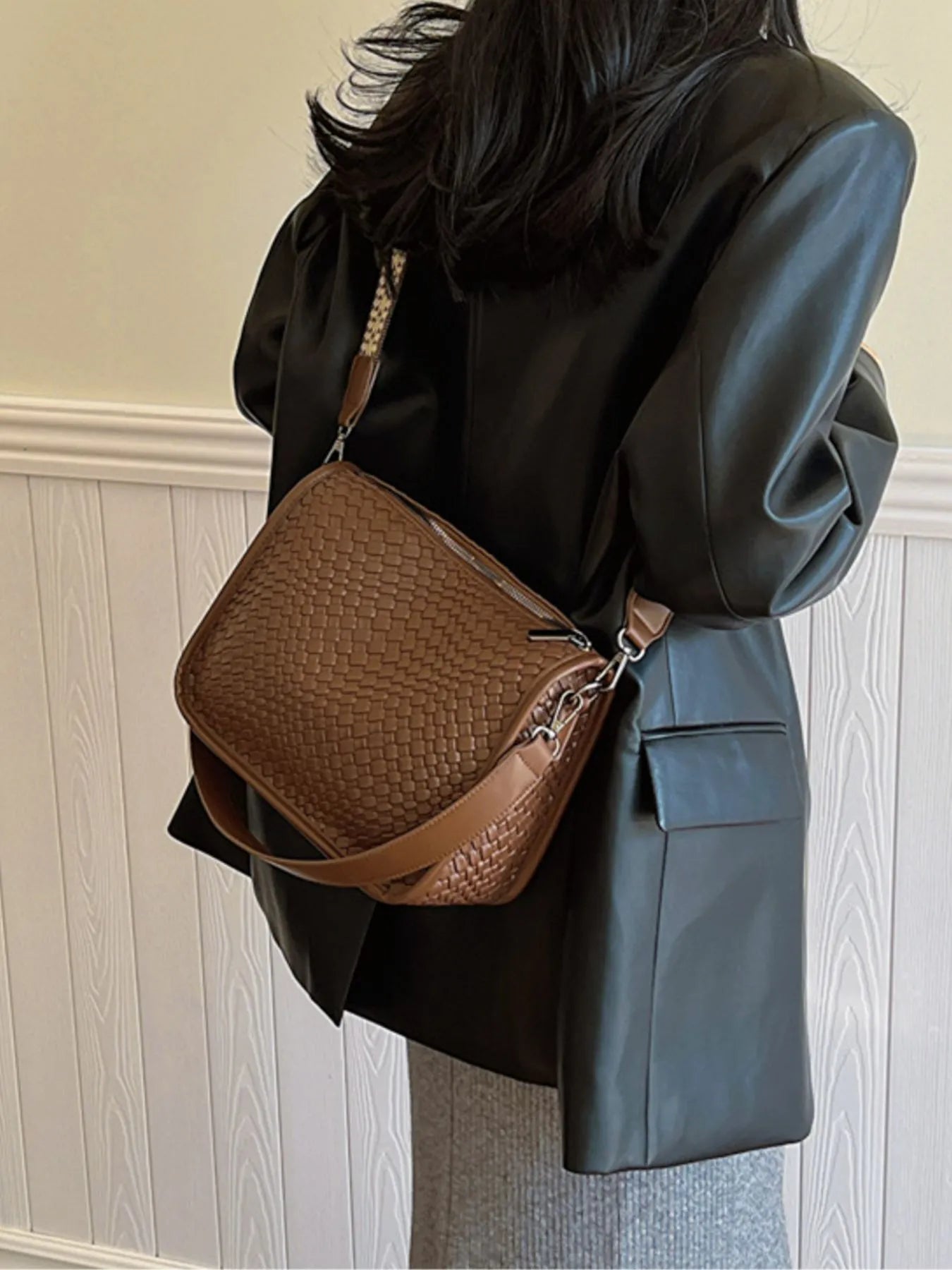 Textured Leather Shoulder Bag Brown One Size - Fashorio