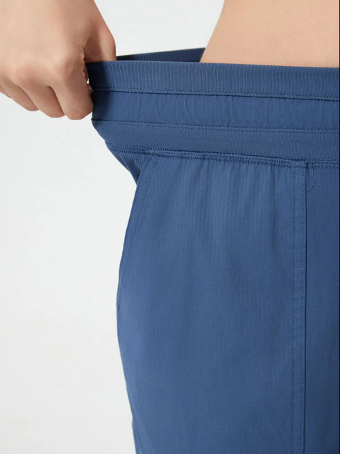 Millennia Drawstring Active Shorts with Pockets - Fashorio