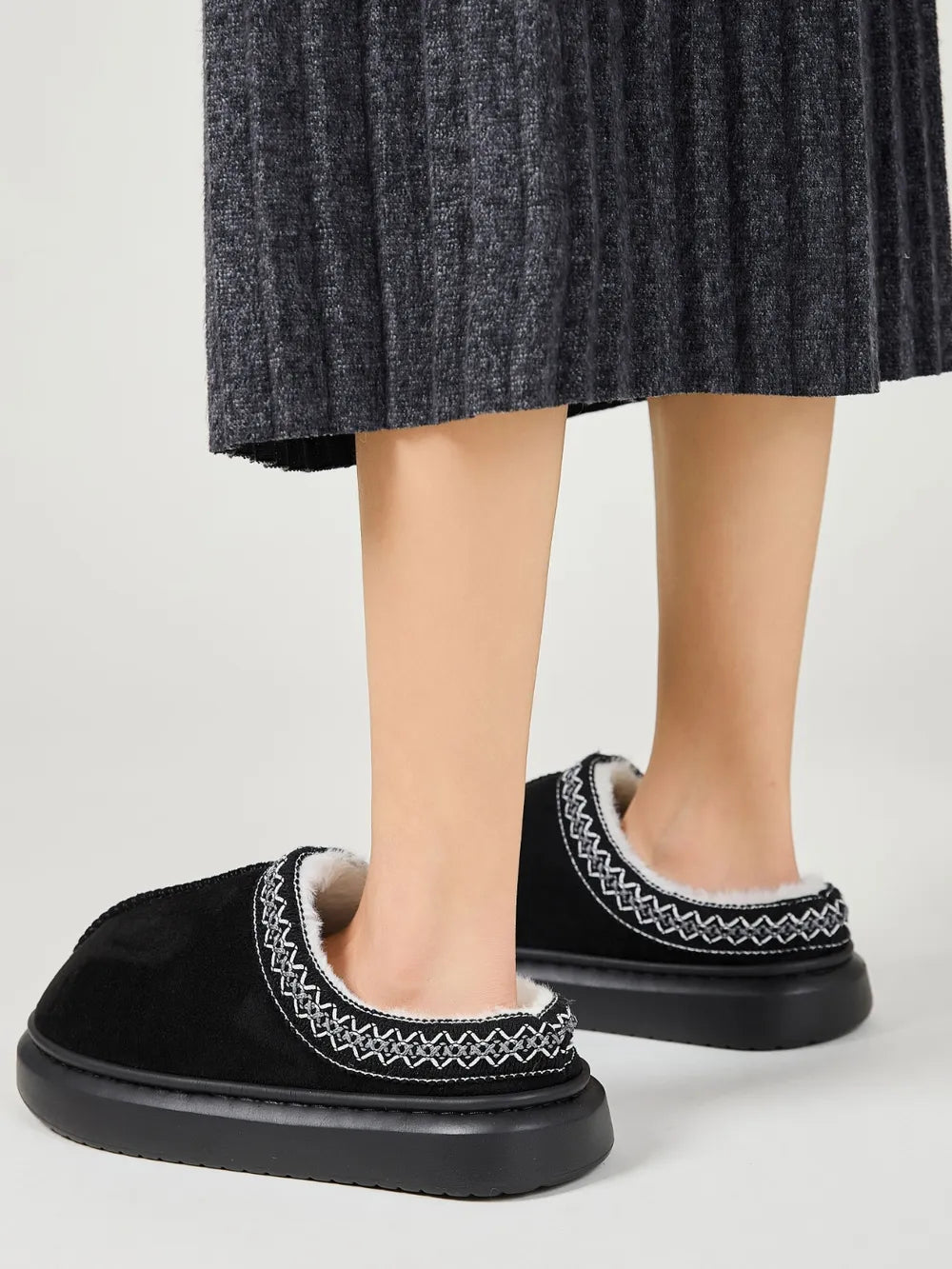 Faux Fur Suede Platform Slippers - Fashorio