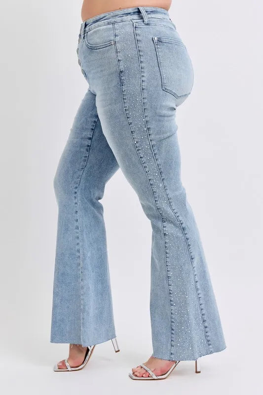 Judy Blue Full Size Mid Rise Rhinestone Side Panel Detail Flare Jeans Plus Size - Fashorio