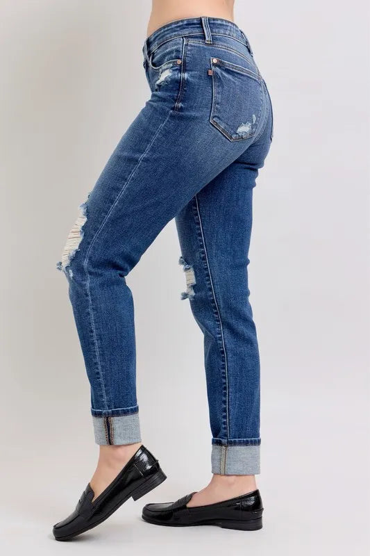 Judy Blue Full Size Mid Rise Boyfriend destroy Jeans with Yoke Pockets and Faux Selvedge Cuff Plus Size - Fashorio
