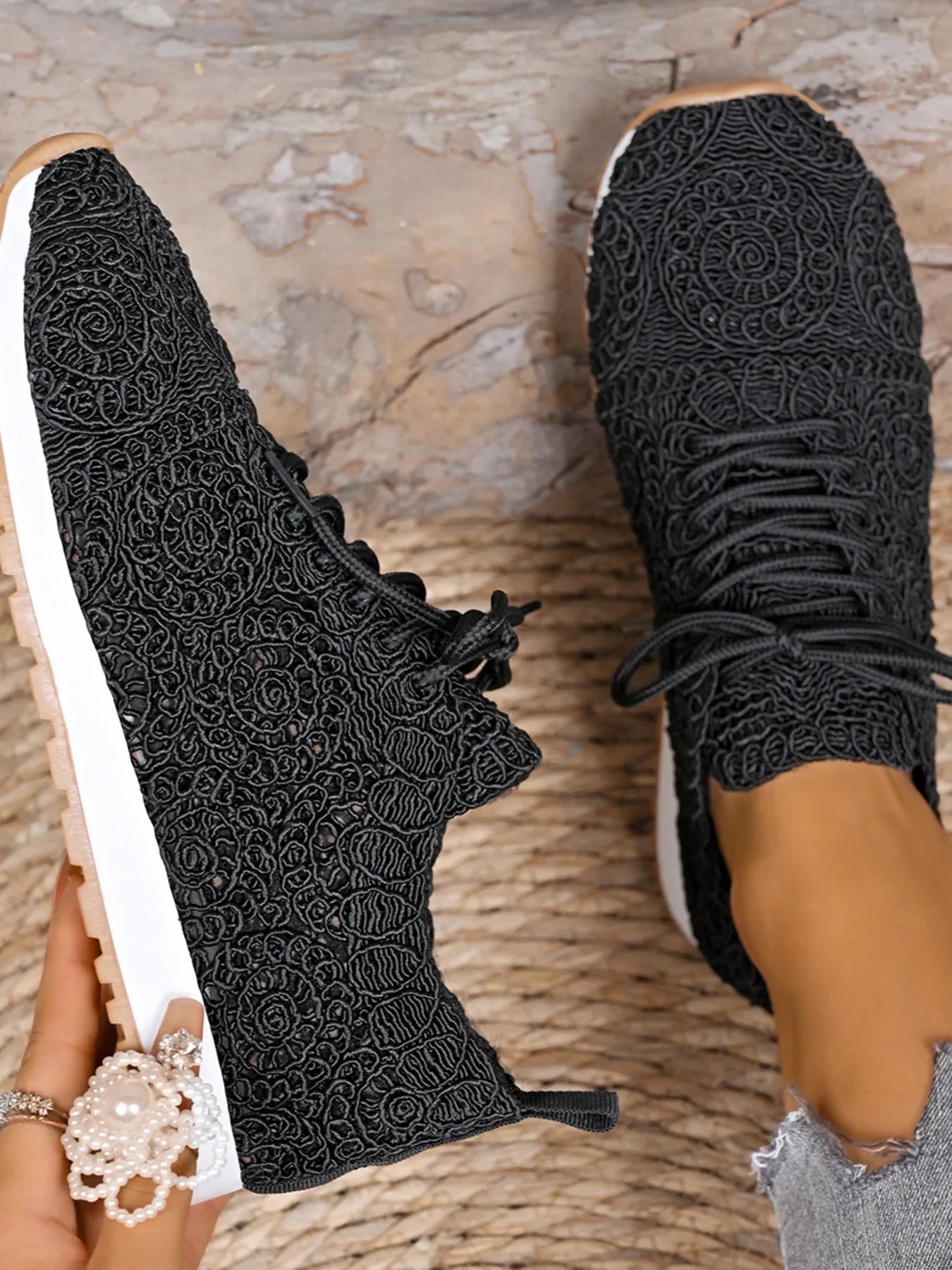 Mesh Lace Up Sneakers Black - Fashorio