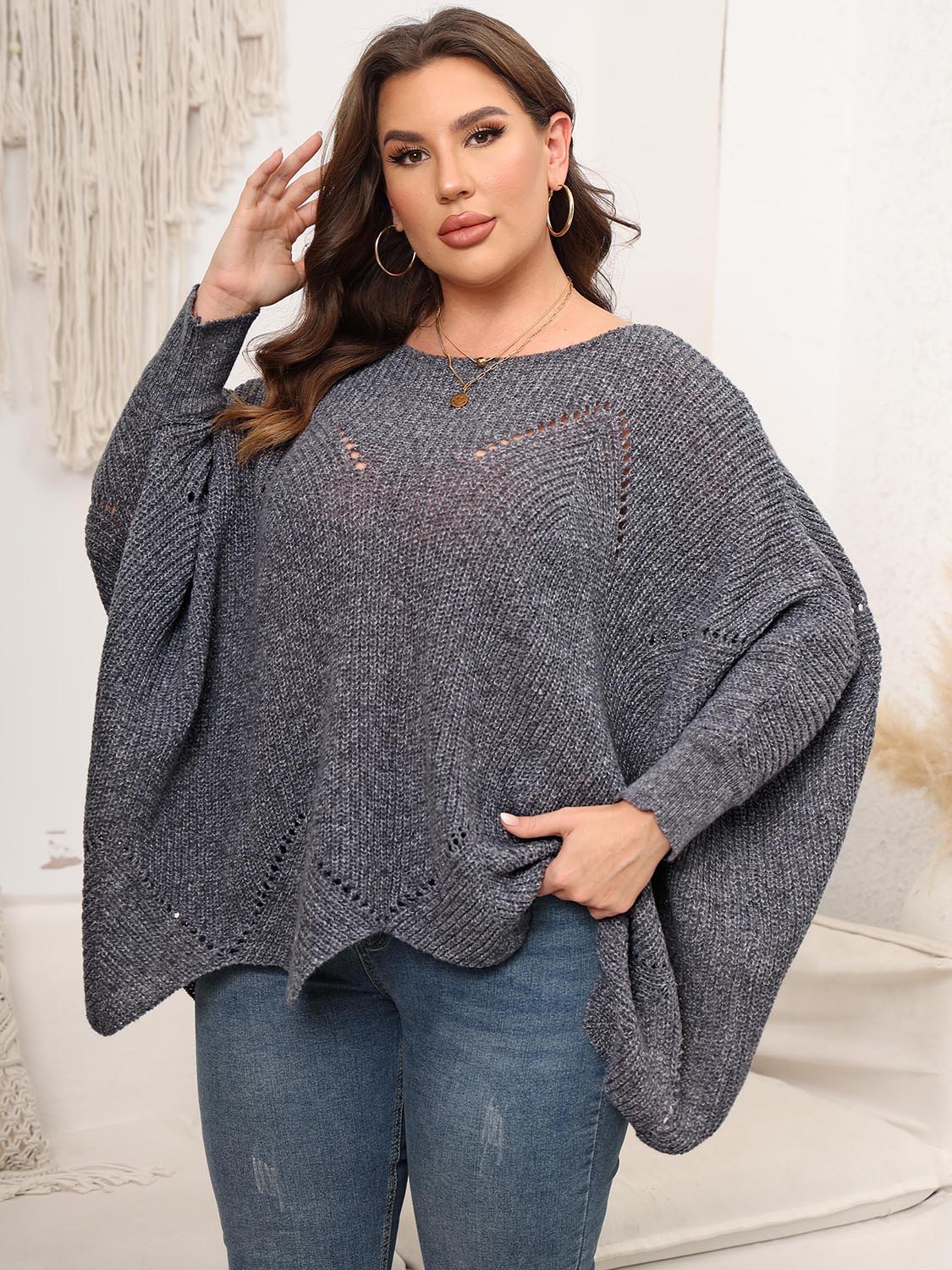 Plus Size Round Neck Batwing Sleeve Sweater - Fashorio