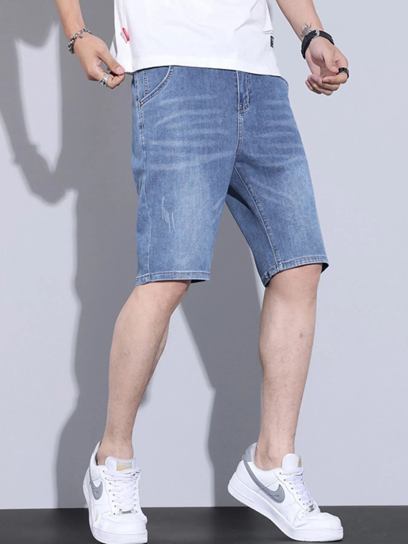 Men's Pocketed Wash Denim Shorts - Fashorio