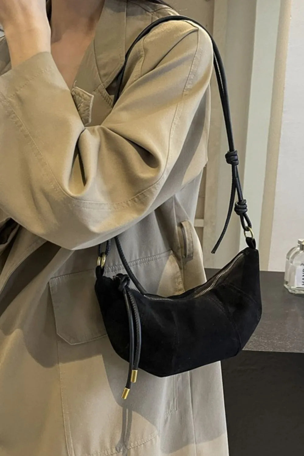 PU Leather Strap Suede Shoulder Bag - Fashorio