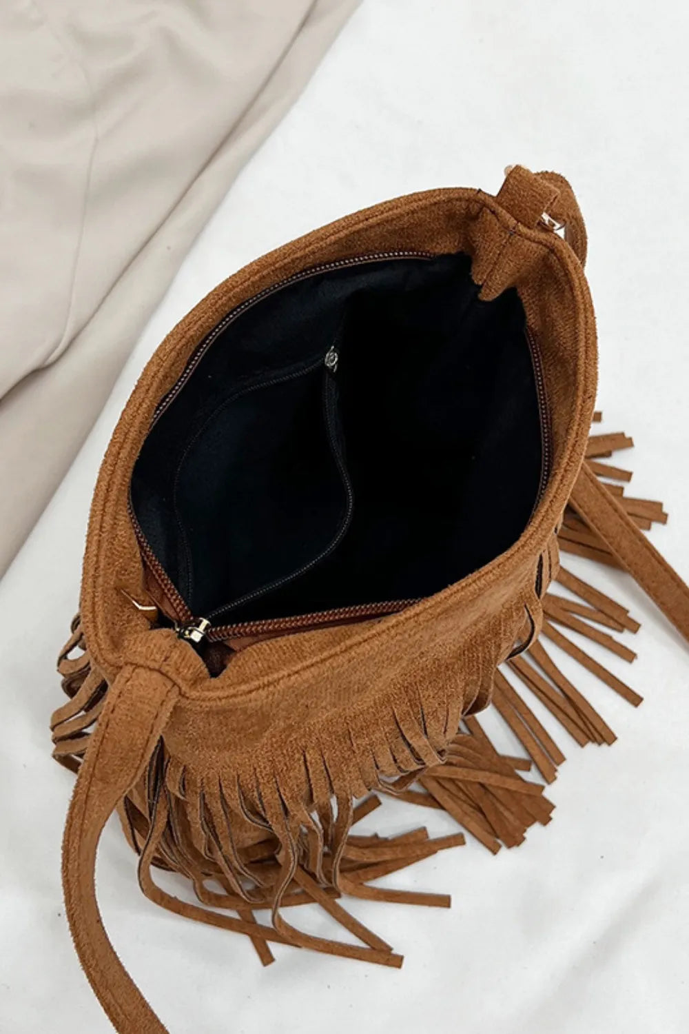 Suede Fringe Shoulder Bag - Fashorio