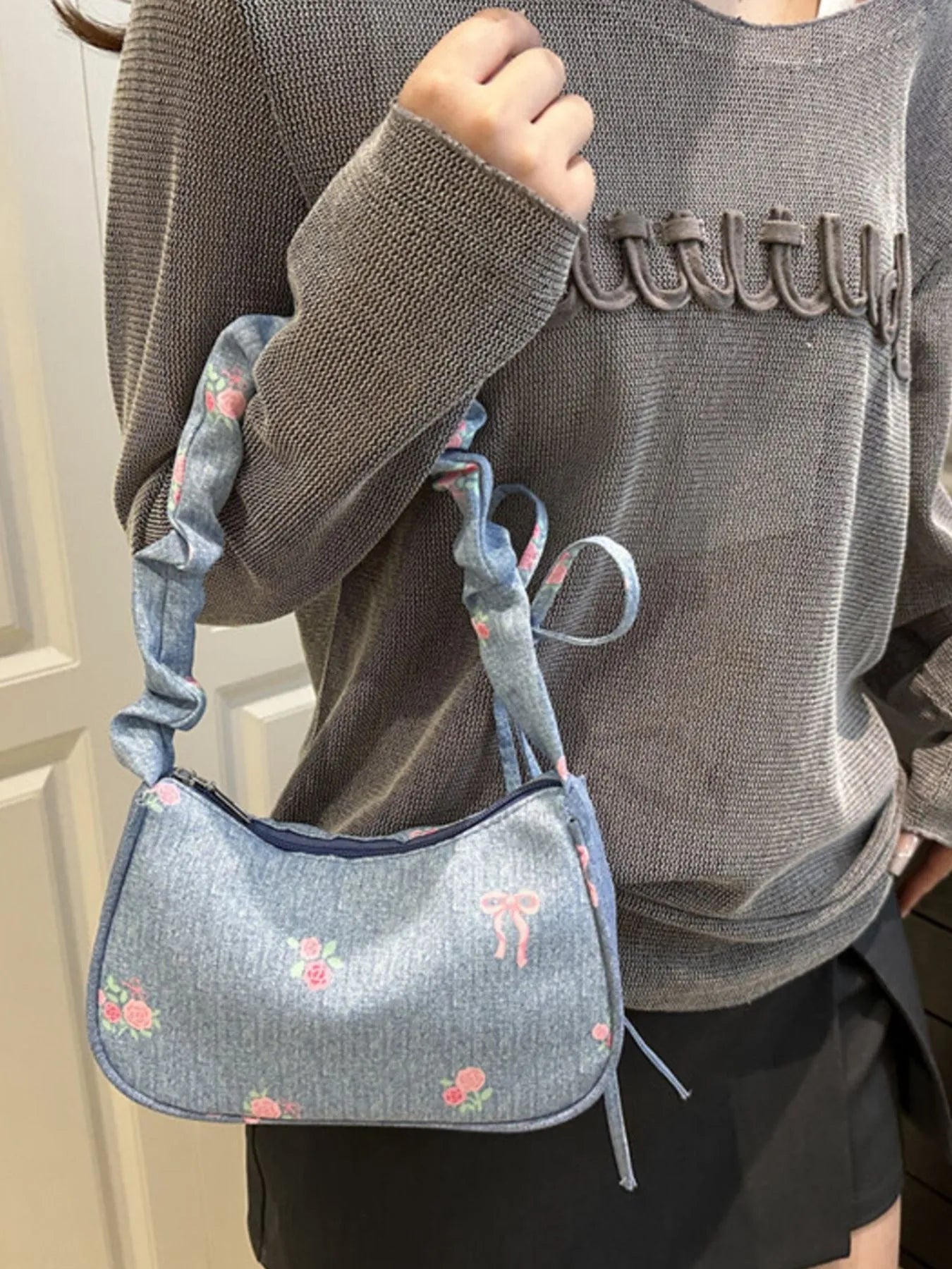 Embroidered Ruched Strap Shoulder Bag - Fashorio