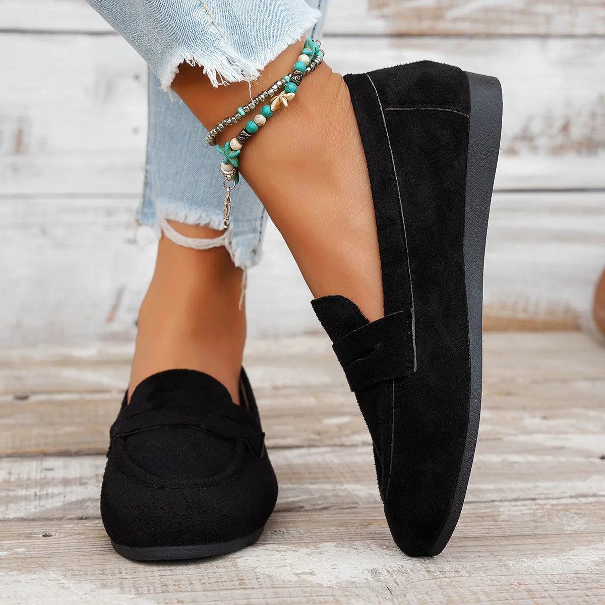 Round Toe Slip-Ons Black - Fashorio