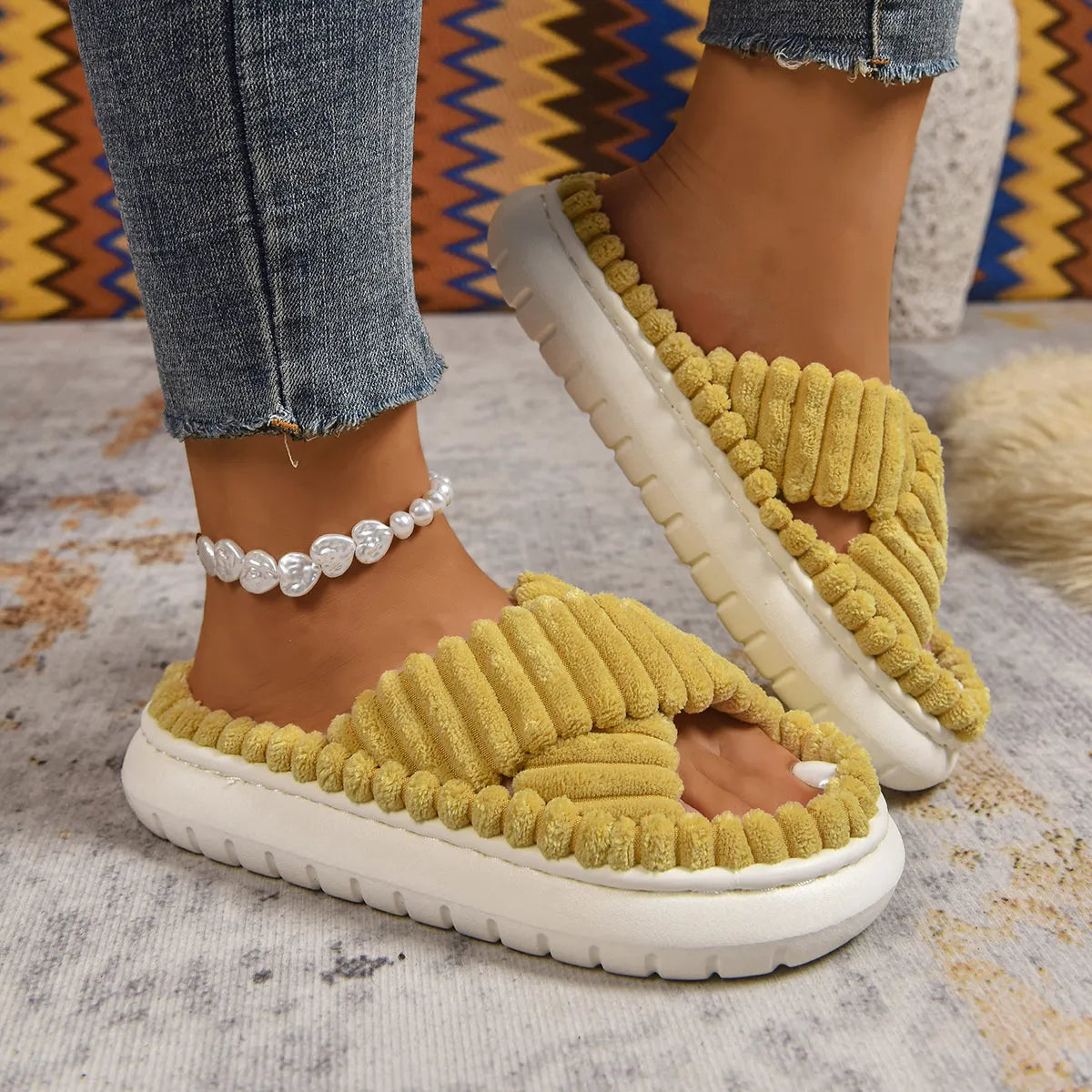 Crisscross Open Toe Platform Slippers - Fashorio