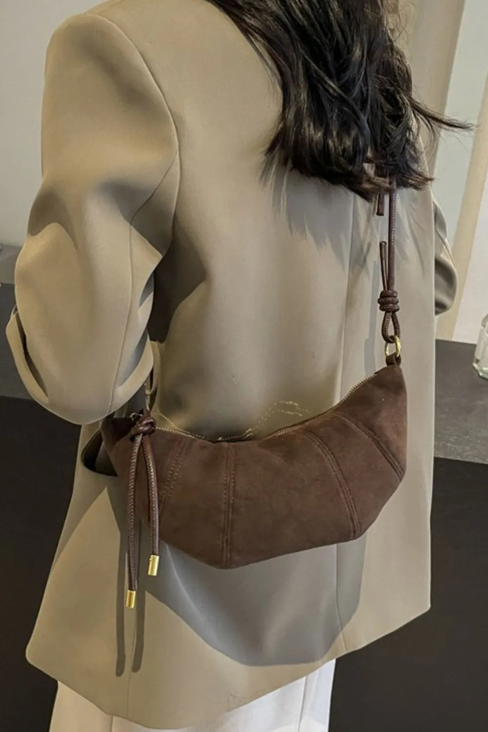 PU Leather Strap Suede Shoulder Bag - Fashorio