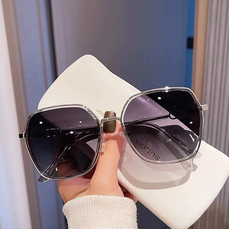 Square Frame Fashion Sunglasses styleE One Size - Fashorio