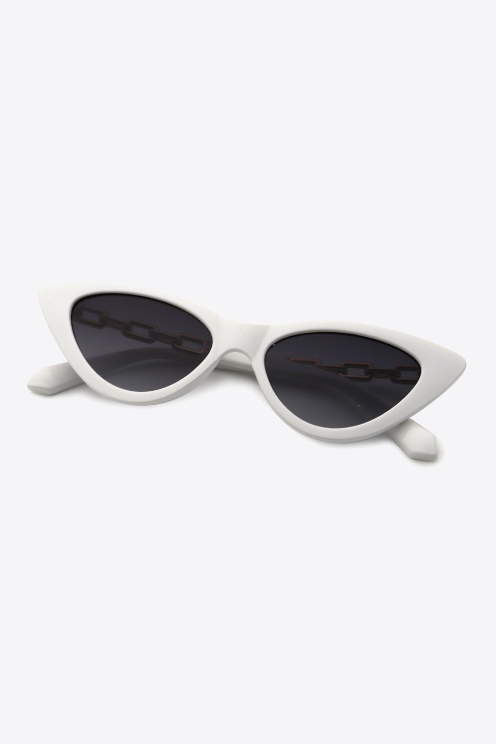 Chain Detail Cat-Eye Sunglasses - Fashorio