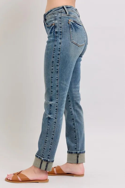 Judy Blue Full Size Mid Rise Vintage Wash Double Roll Cuff Boyfriend Jeans Plus Size - Fashorio