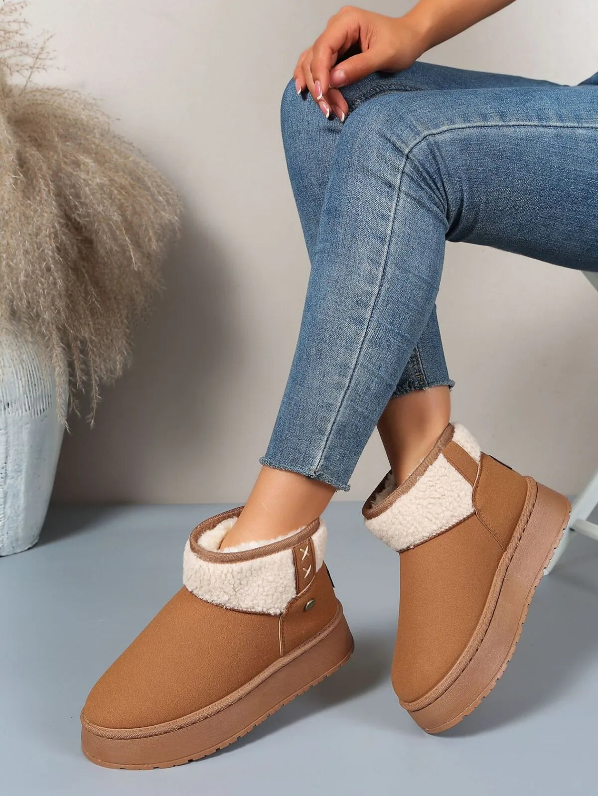 Platform Sherpa Lined Winter Boots Brown - Fashorio