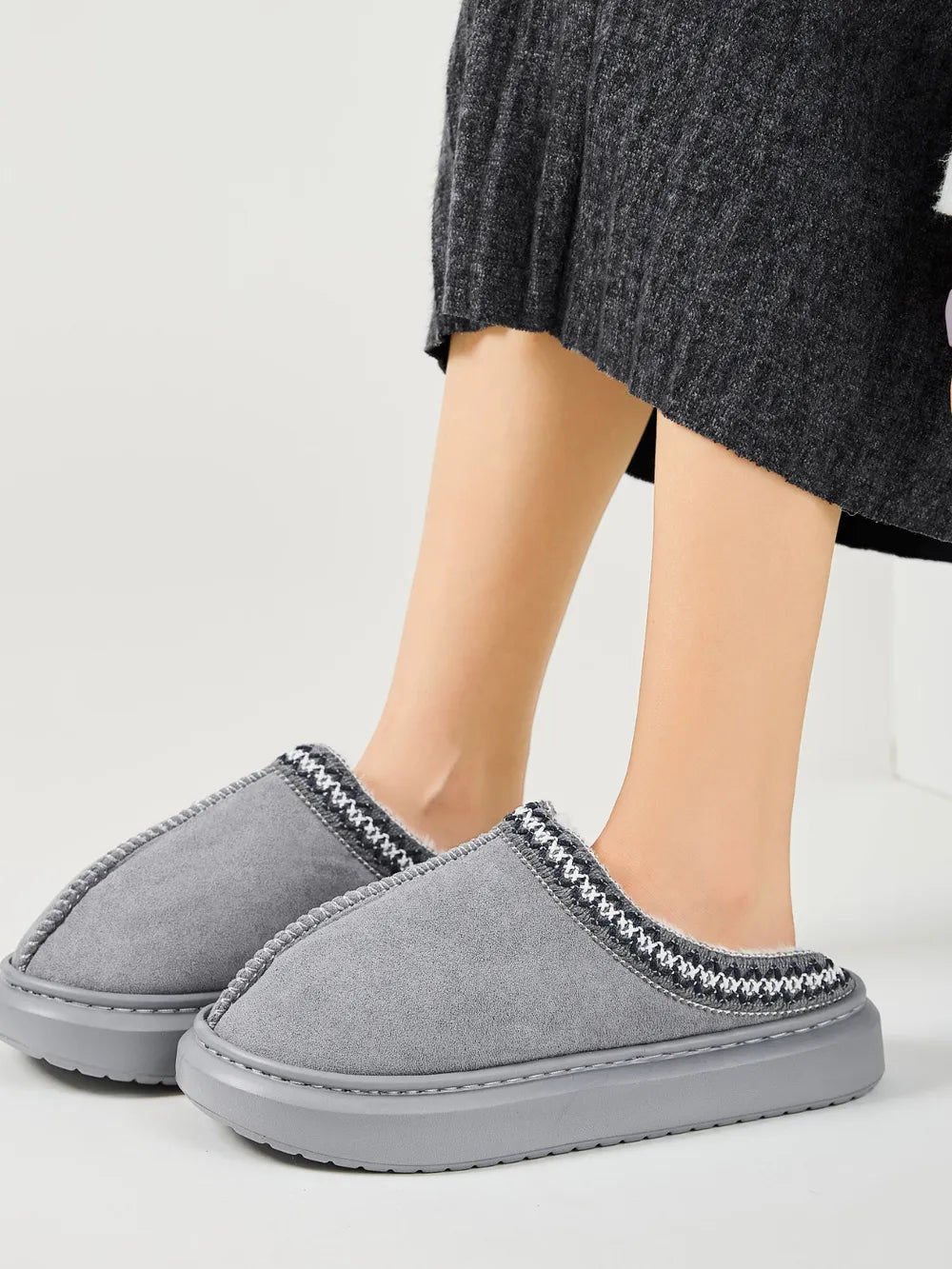 Faux Fur Suede Platform Slippers - Fashorio
