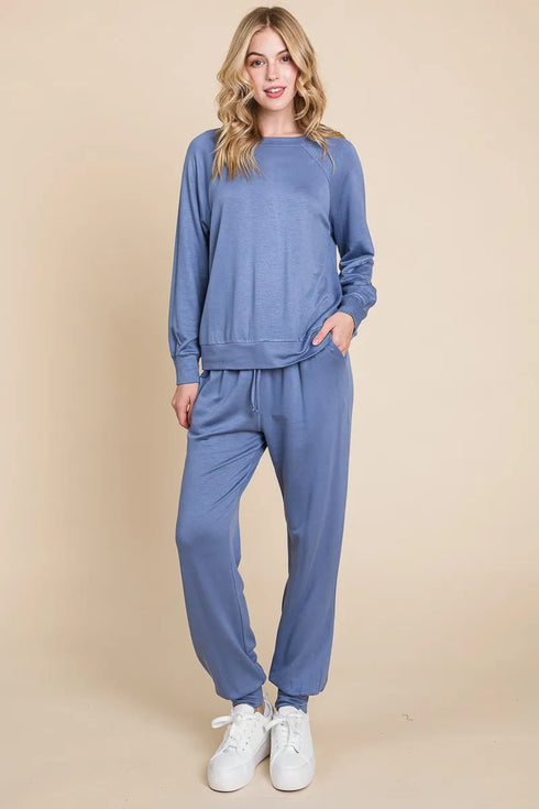 Super Lady Round Neck Raglan Sleeve Top and Pants Lounge Set - Fashorio