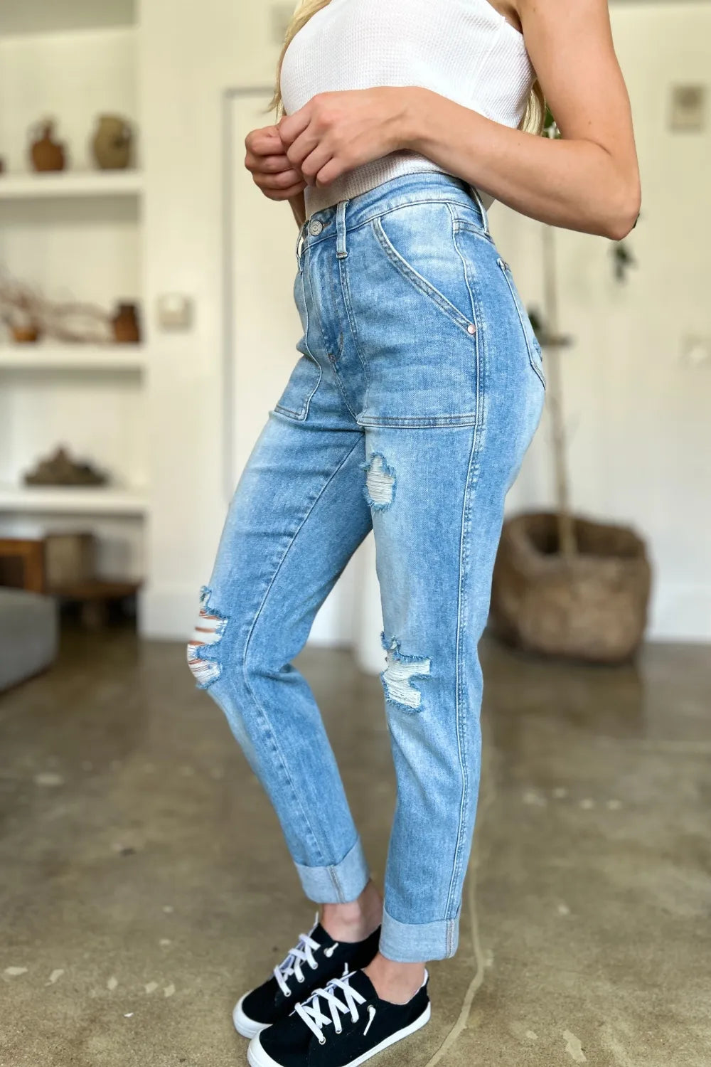 Judy Blue Full Size Distressed Straight Jeans with Patch Pockets - Fashorio