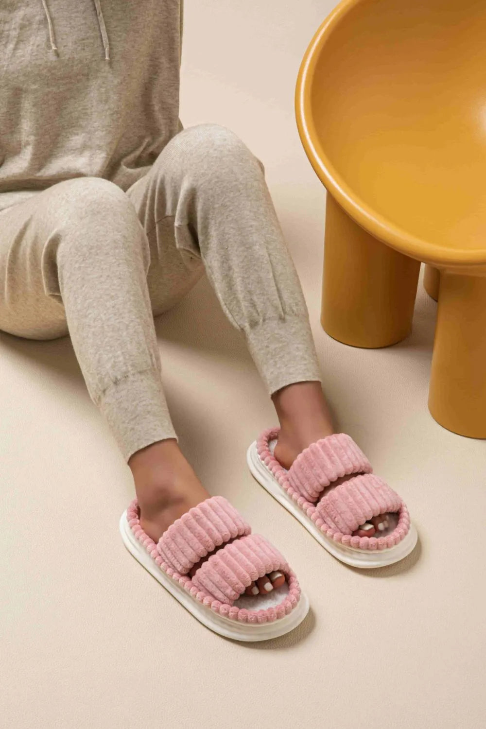 Open Toe Fluff Platform Slippers - Fashorio