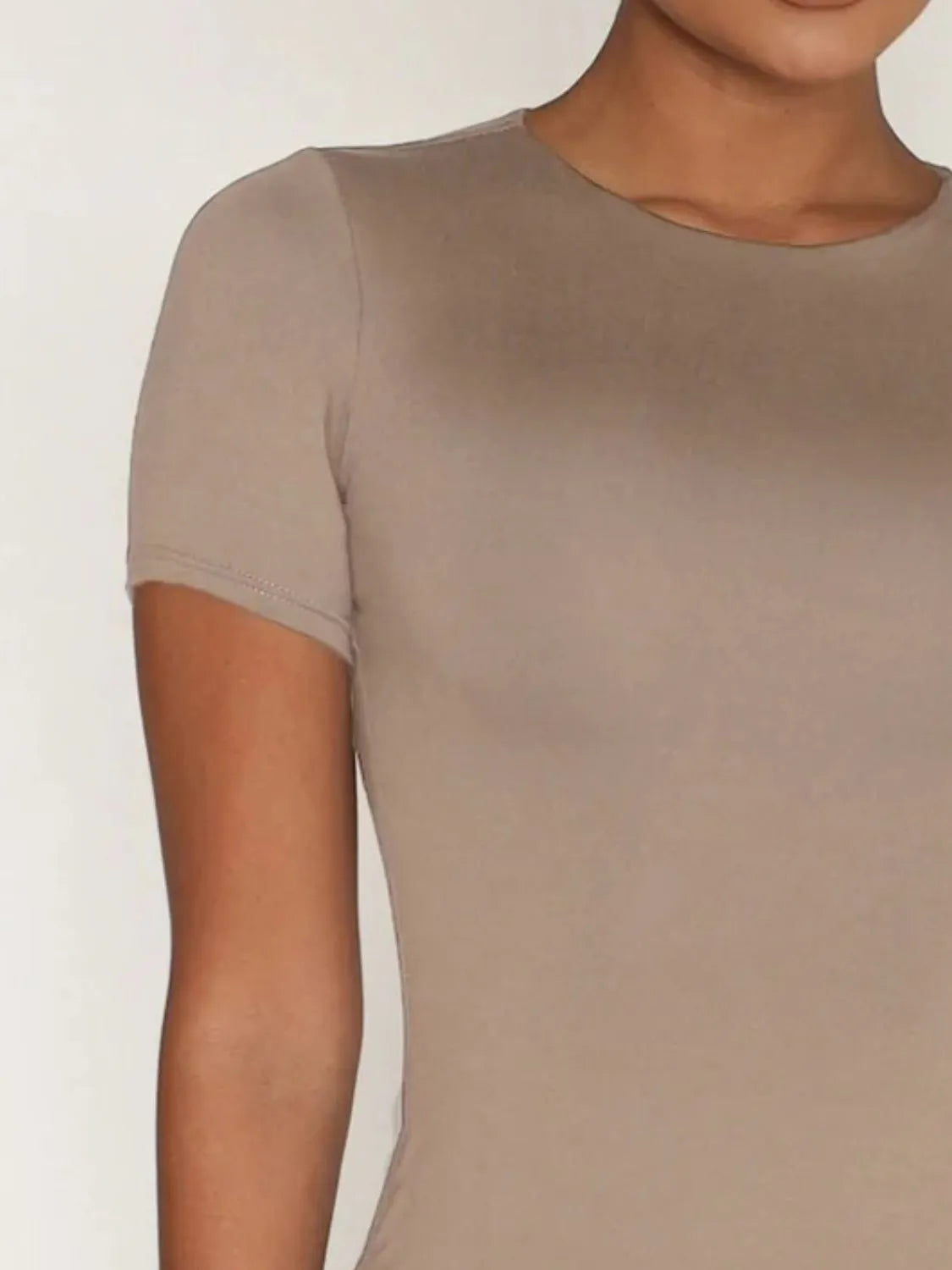 Round Neck Short Sleeve Swim Top - Fashorio