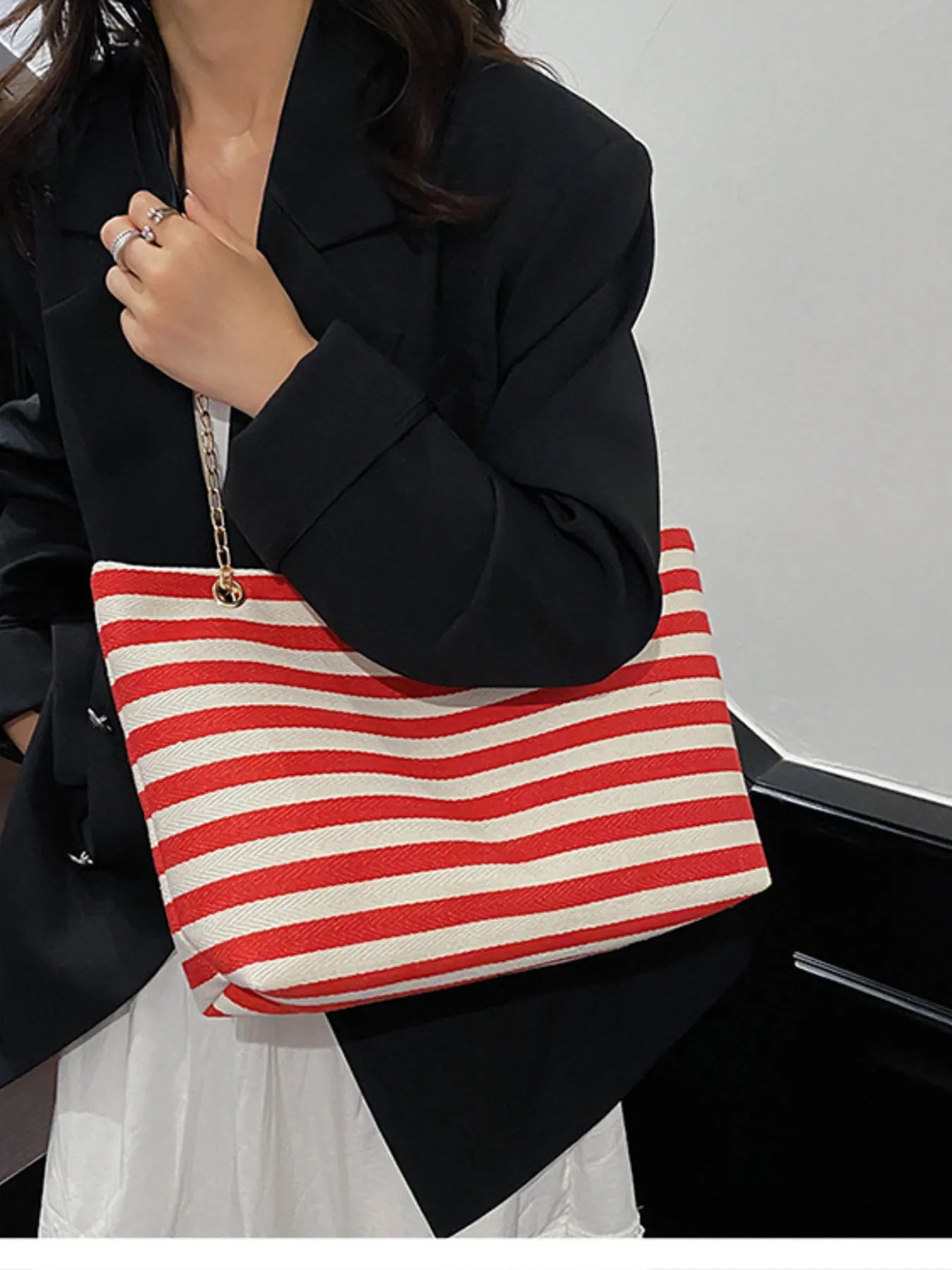 Striped Shoulder Bag with Chain Detail - Fashorio