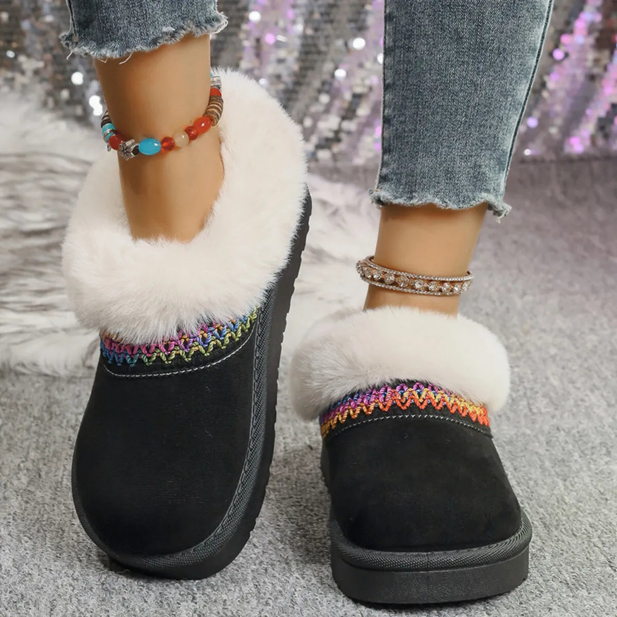 Fur-Lined Platform Boots with Decorative Woven Strap Black - Fashorio