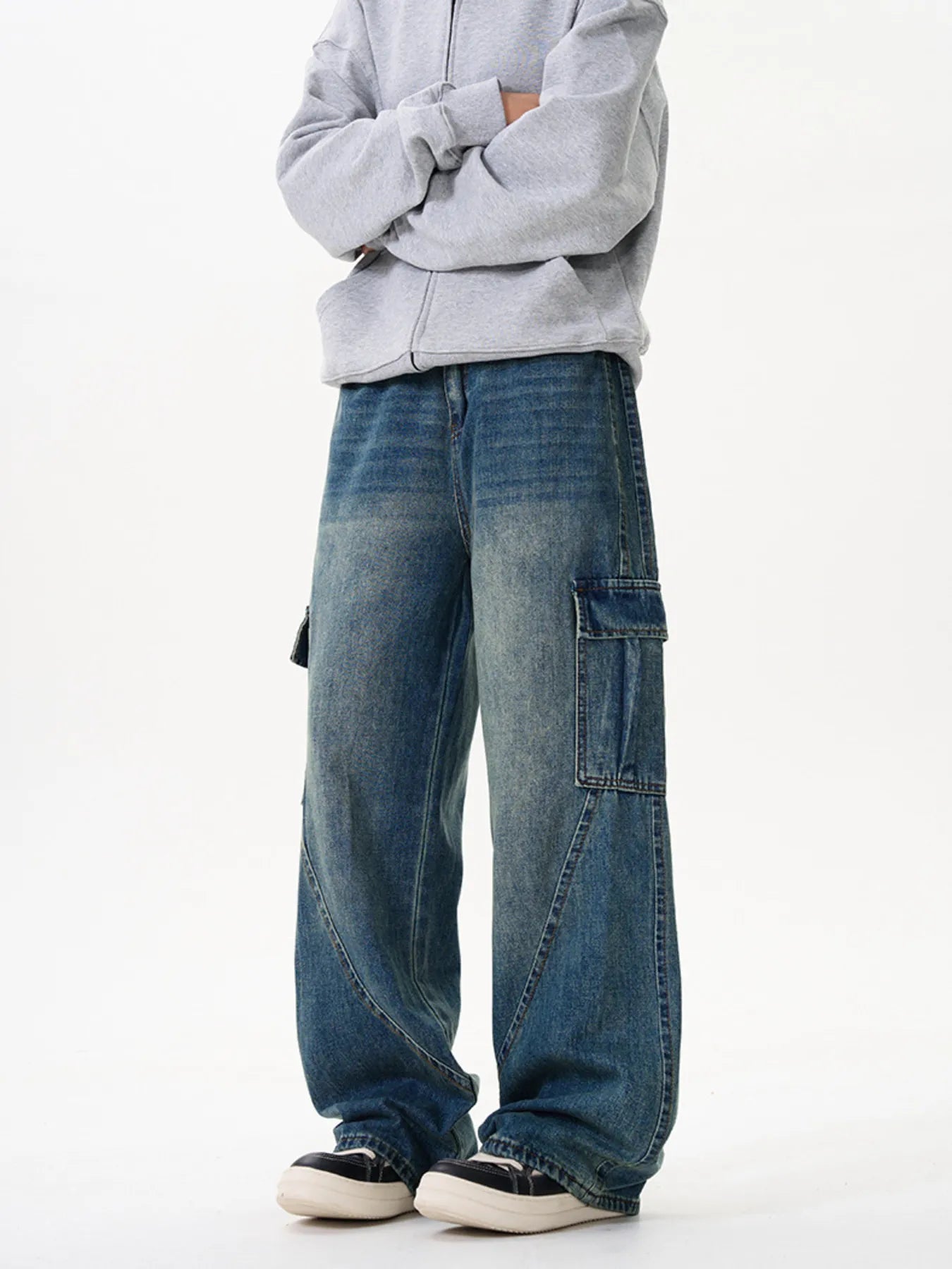 Men's Vintage Washed Wide Leg Cargo Jeans - Fashorio