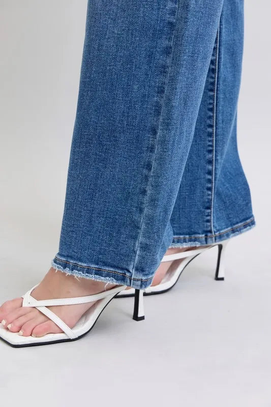Judy Blue Full Size High Waist V-Front Vintage Wash Straight Jeans Plus Size - Fashorio