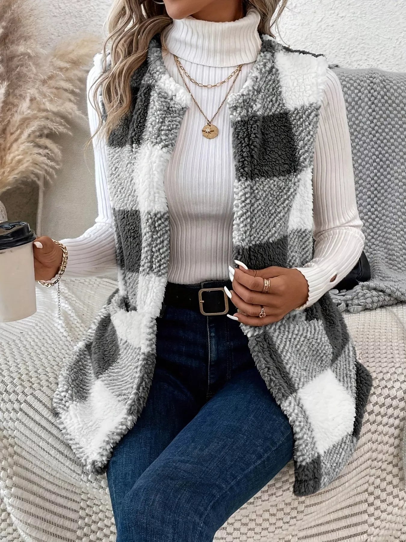 Plaid Sherpa Vest Coat with Pockets - Fashorio