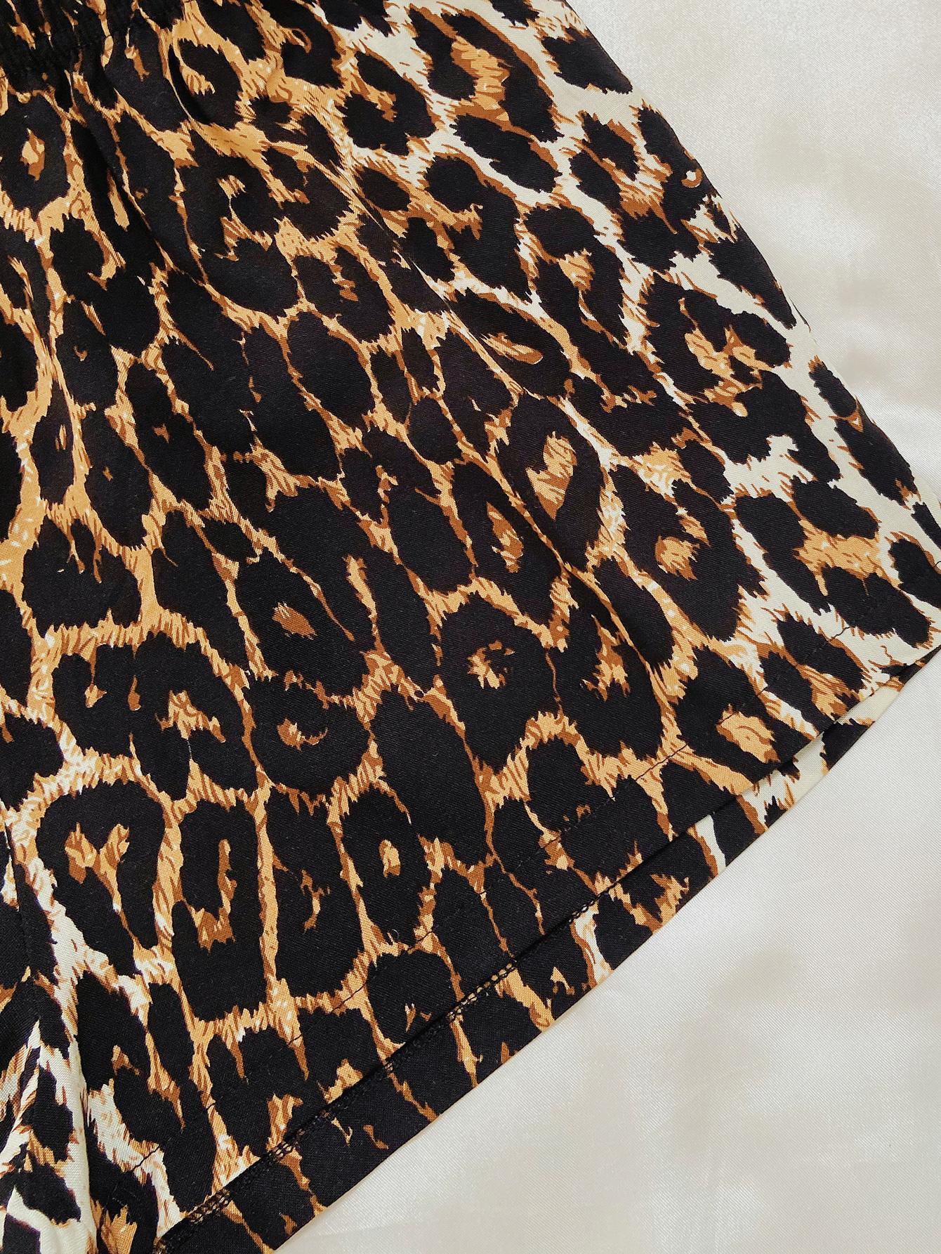Leopard Lip Graphic Top and Shorts Lounge Set - Fashorio