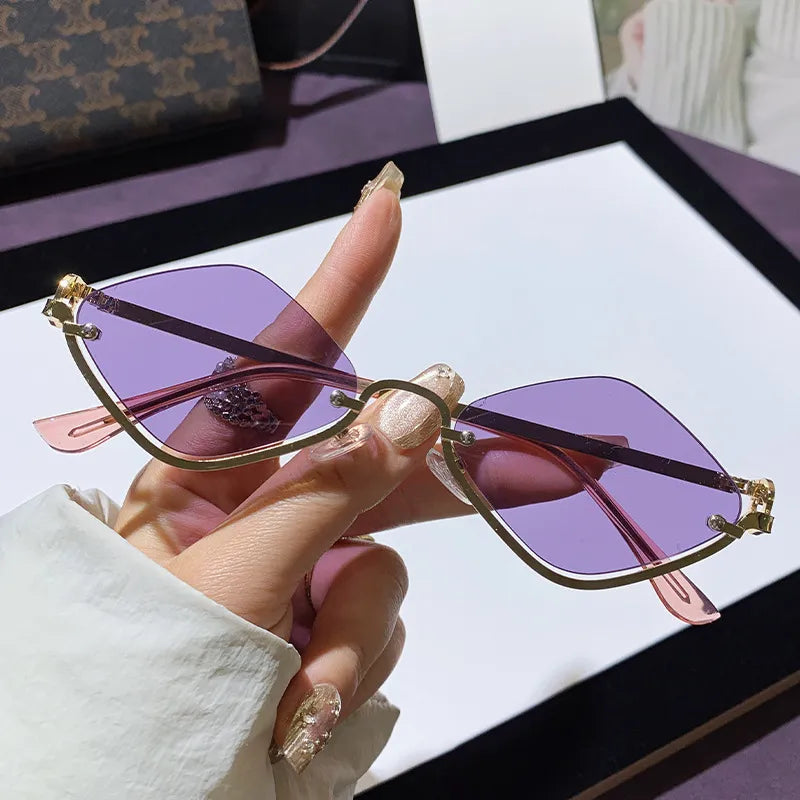 Cat Eye Sunglasses with Gold Metal Frame styleD One Size - Fashorio