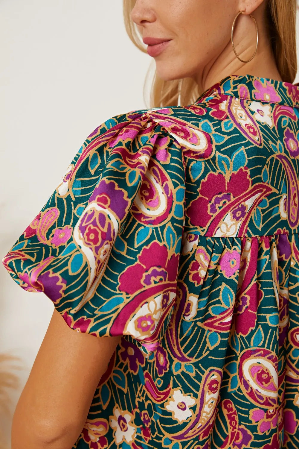 Floral Collared Neck Short Sleeve Blouse - Fashorio