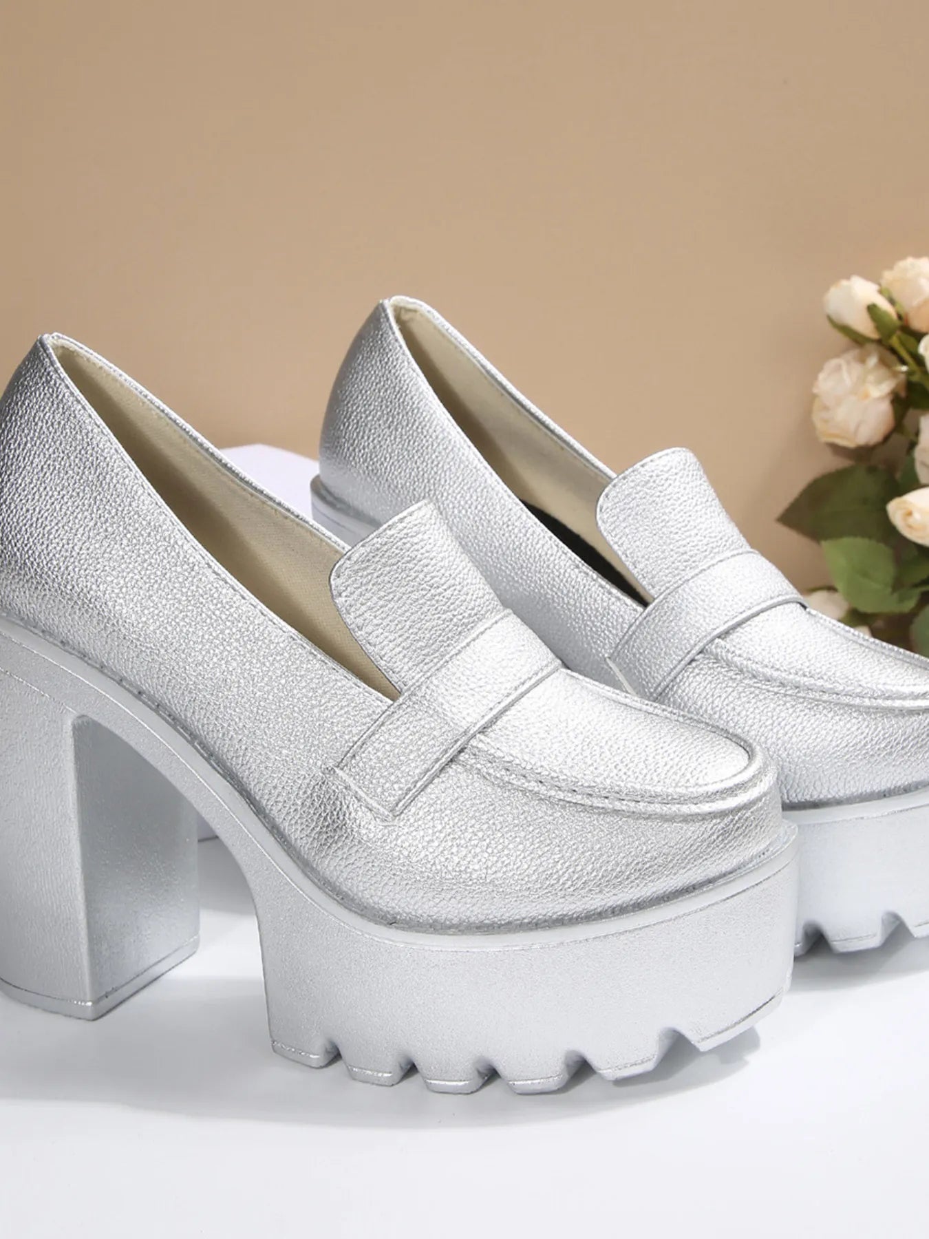 Round Toe Platform Block Heels Pumps Silver - Fashorio