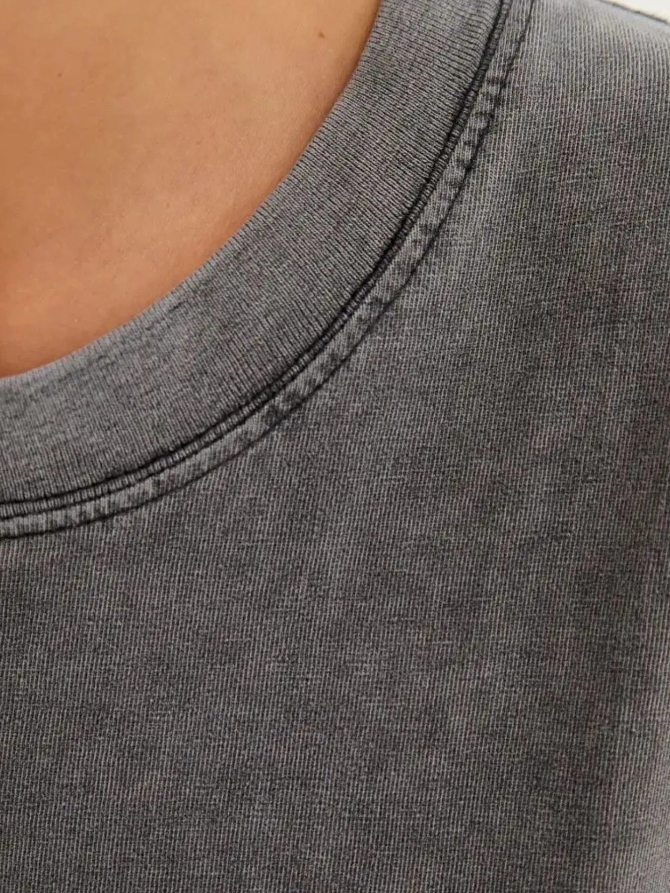 Round Neck Short Sleeve T-Shirt - Fashorio