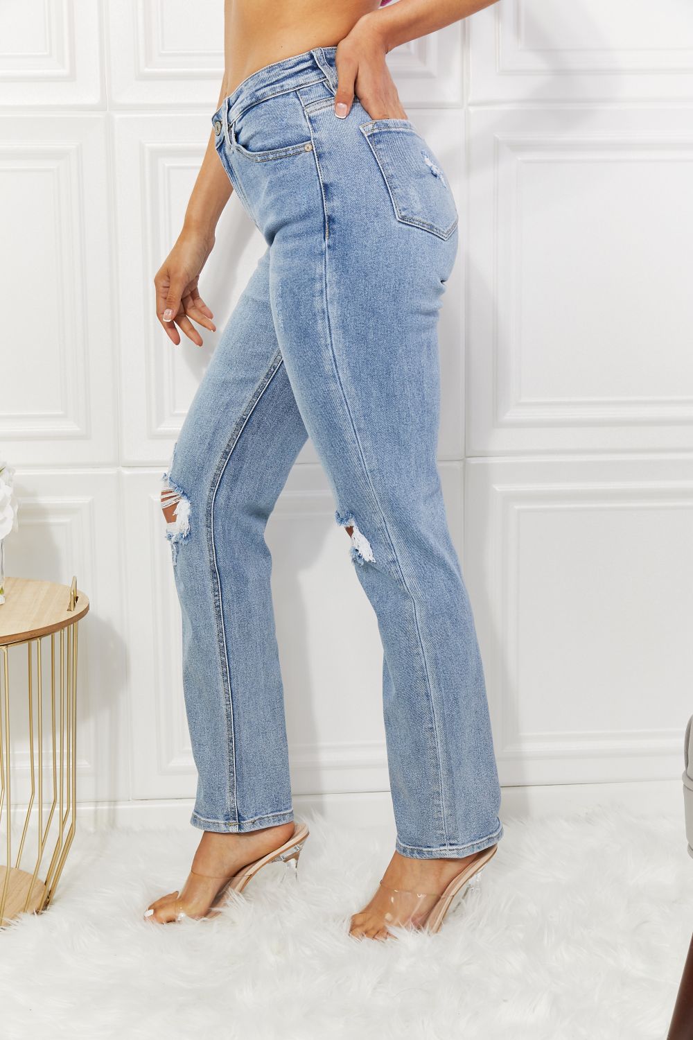 Kancan High Rise Distressed Slim Straight Jeans – Light Wash Denim - Fashorio