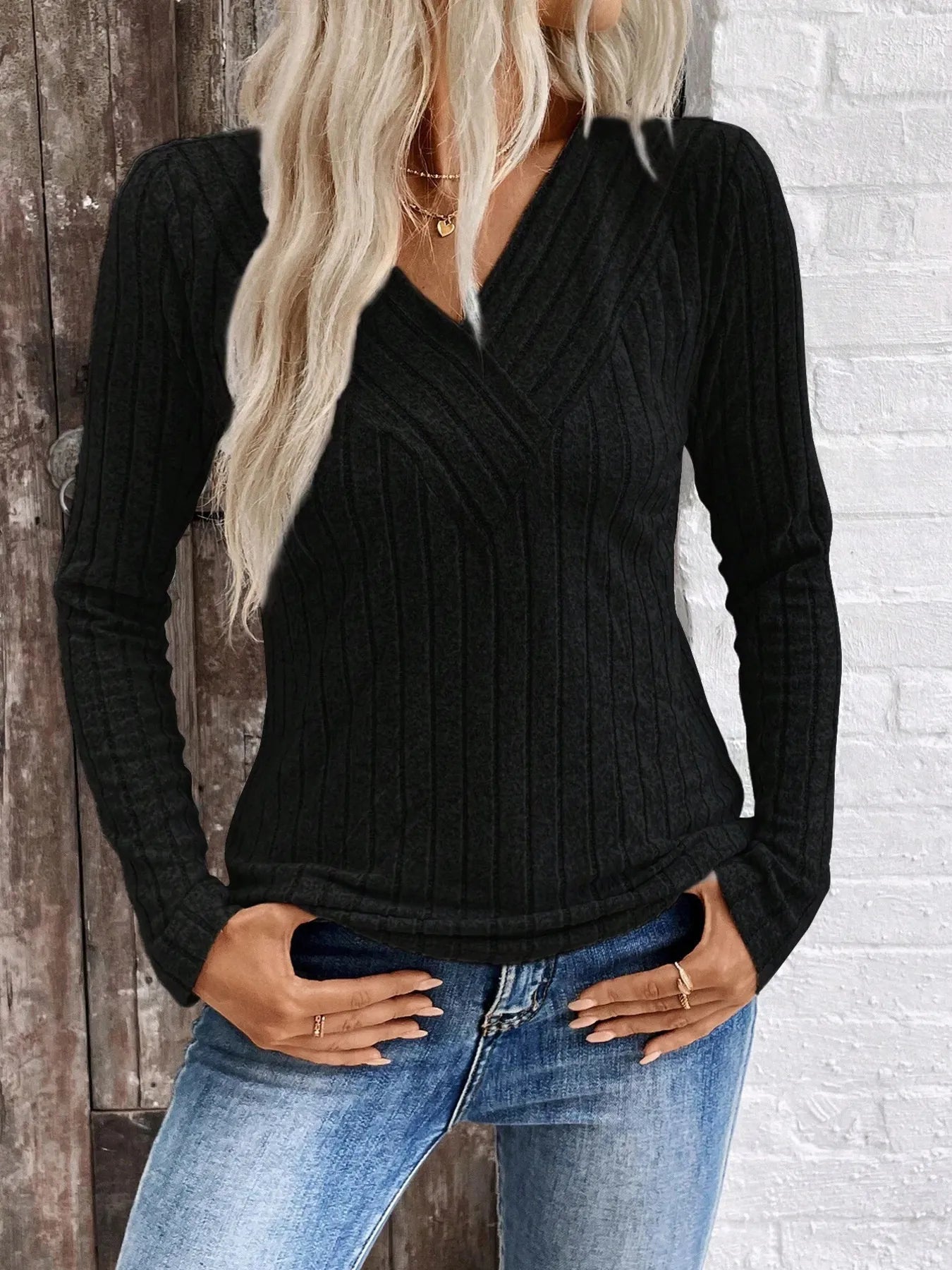Ribbed V-Neck Long Sleeve Knit T-Shirt - Fashorio