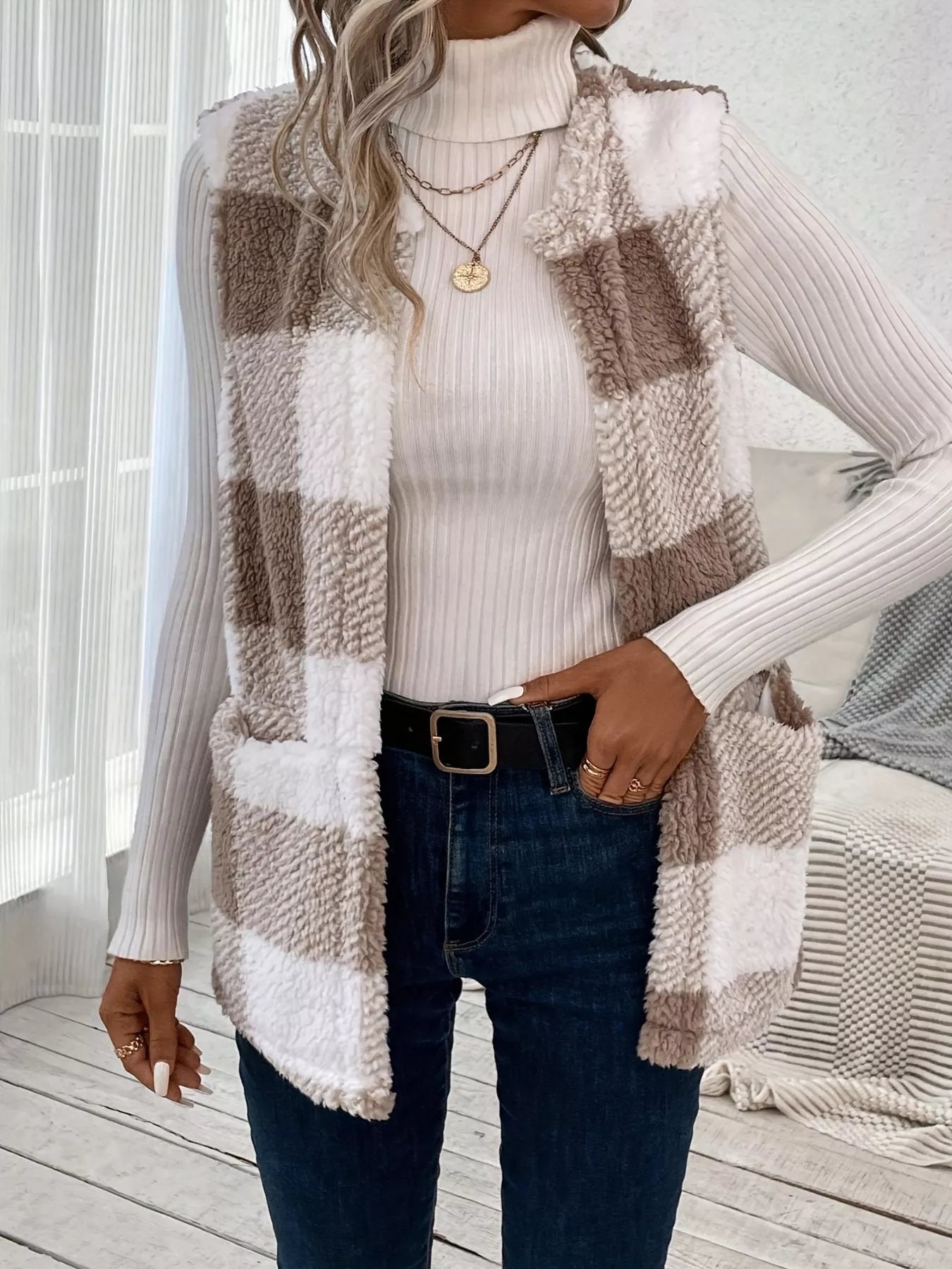 Plaid Sherpa Vest Coat with Pockets - Fashorio