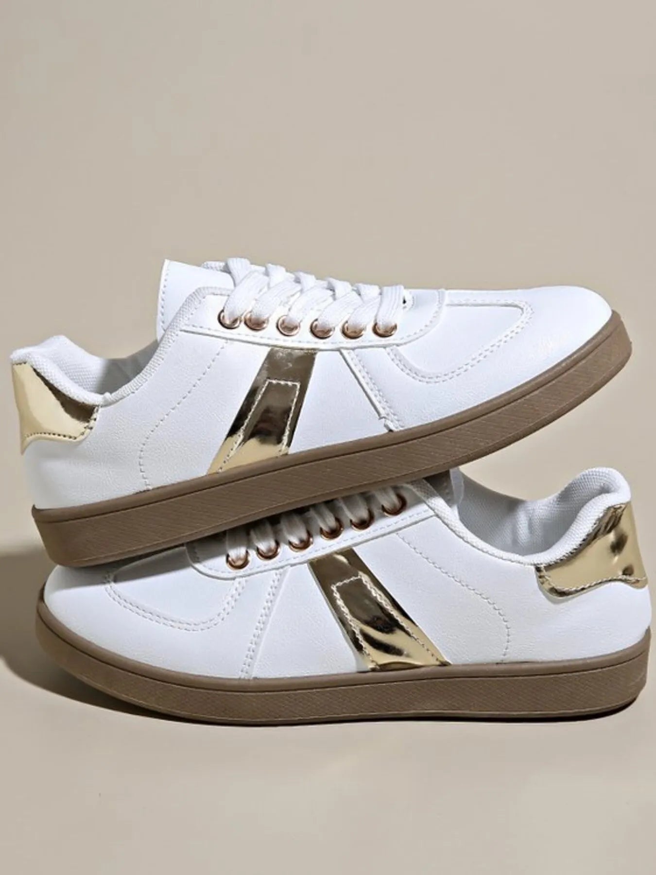 Stripe Lace Up Sneakers - Fashorio
