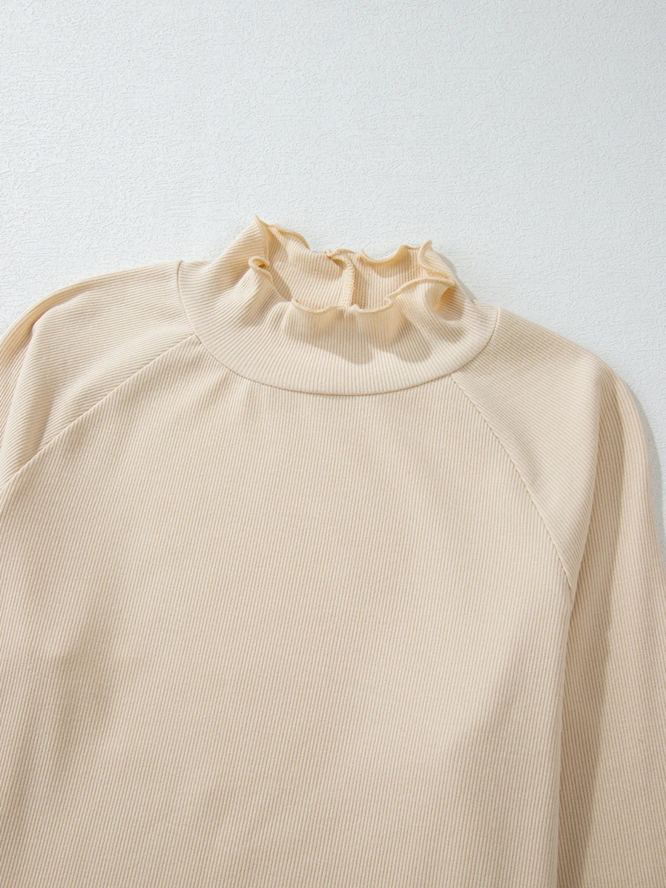 Ribbed Knit Lettuce Trim Mock Neck Long Sleeve Top - Fashorio