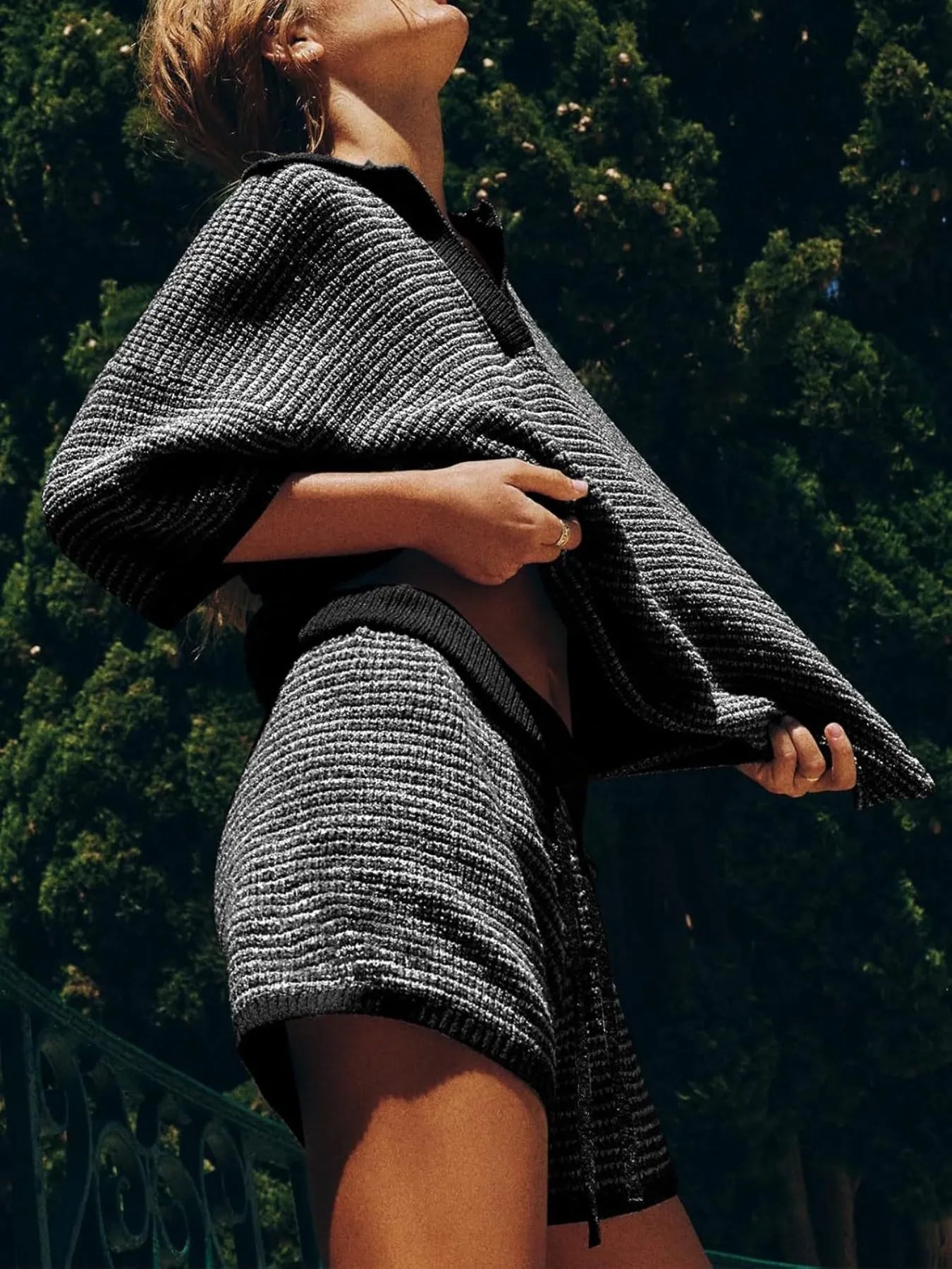 Collared Neck Contrast Striped Top and Shorts Sweater Set Black & Black - Fashorio