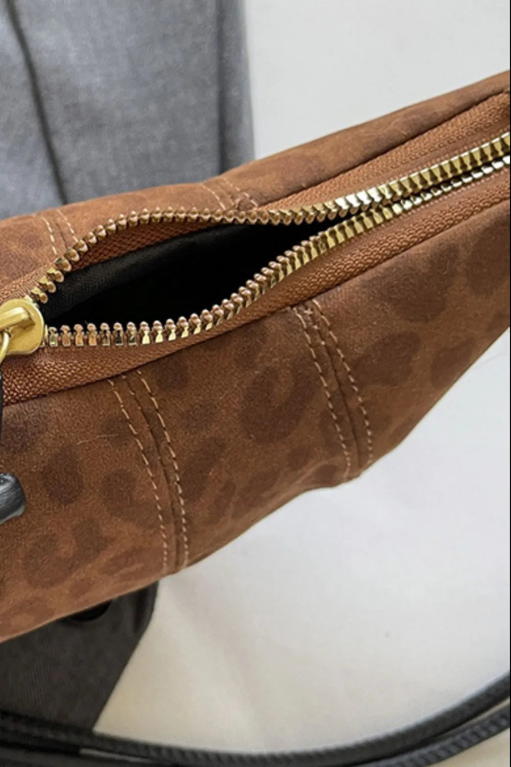 PU Leather Strap Suede Shoulder Bag - Fashorio