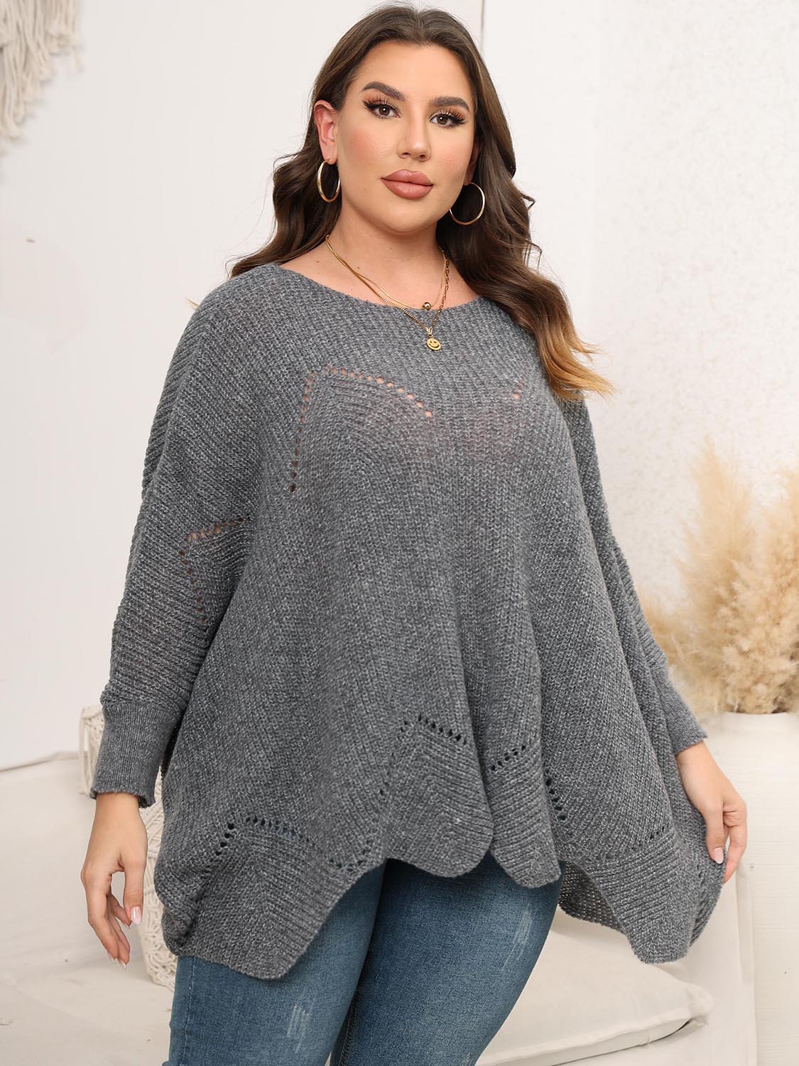 Plus Size Round Neck Batwing Sleeve Sweater - Fashorio