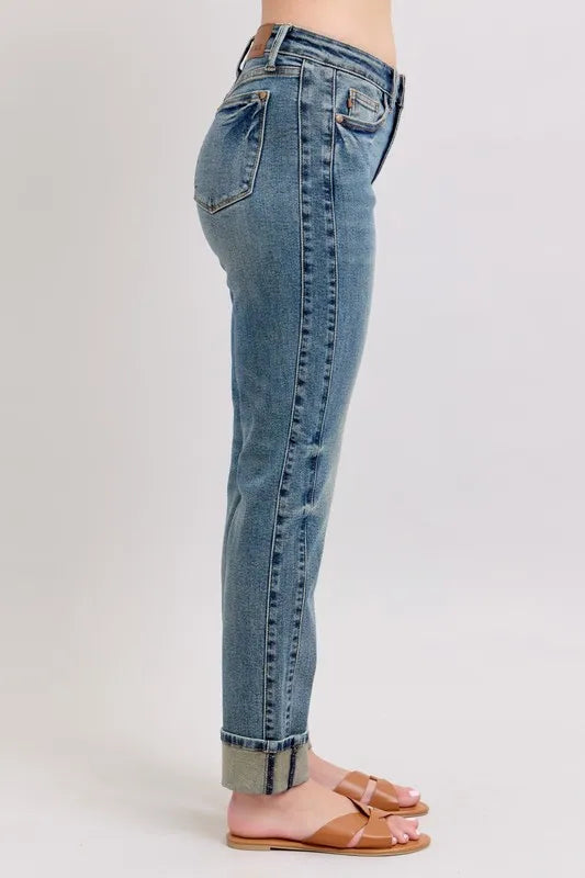 Judy Blue Full Size Mid Rise Vintage Wash Double Roll Cuff Boyfriend Jeans Plus Size - Fashorio
