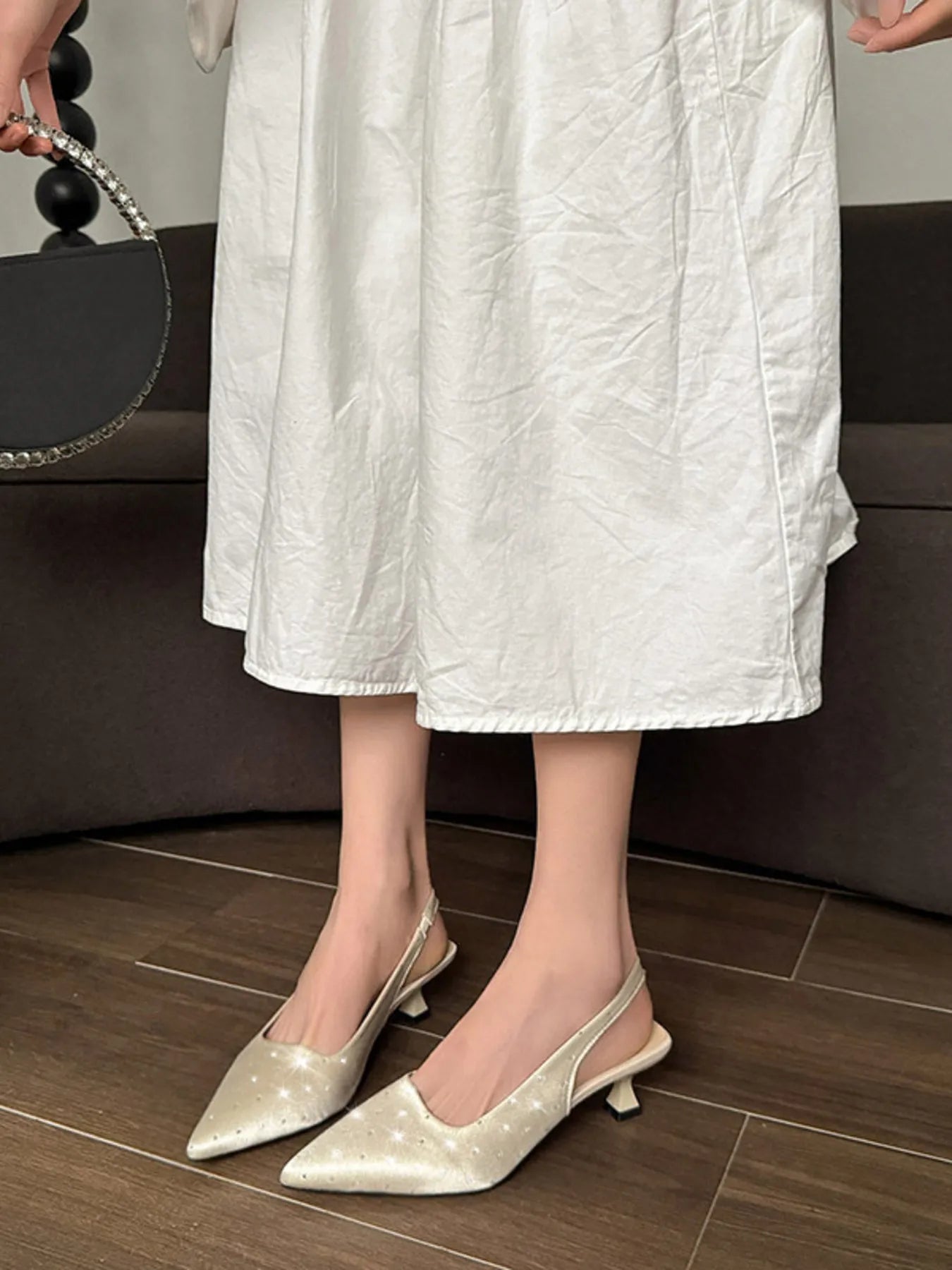 Pointed Toe Slingback Pumps Beige - Fashorio
