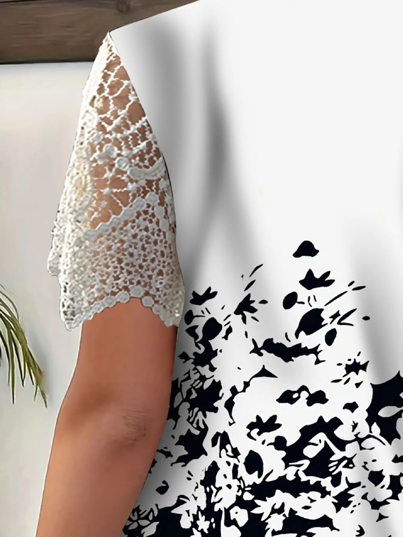 Full Size Printed Lace Sleeve V-Neck T-Shirt Plus Size - Fashorio